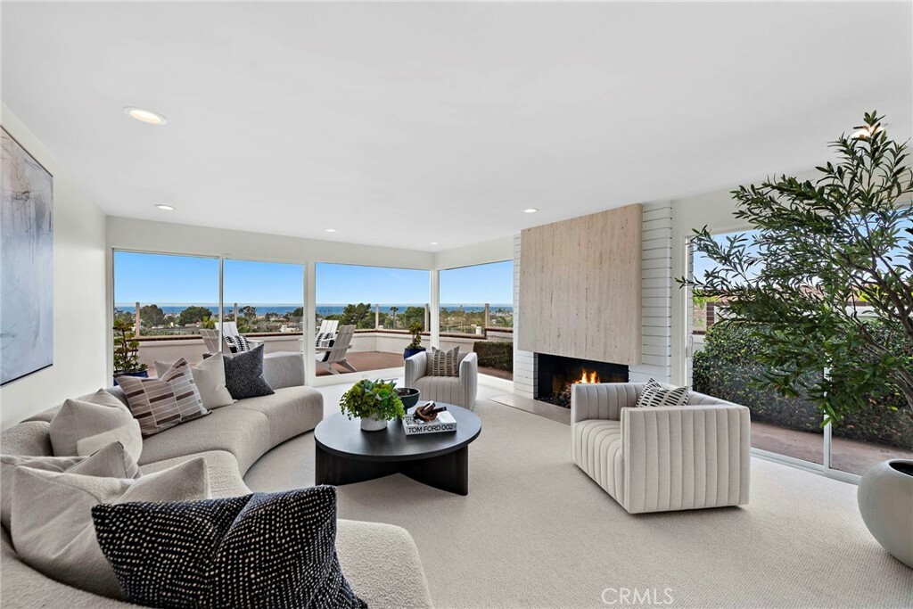 Property Photo: 2519 Harbor View Drive CA 92625