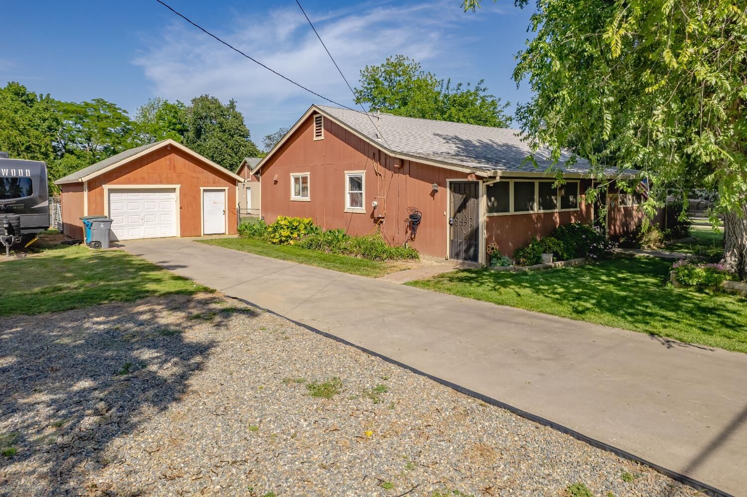 Property Photo: 5737 Arboga Rd CA 95961