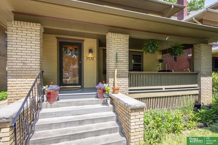 3 bed Lincoln home for sale 2632 Washington Street, Lincoln, NE 68502