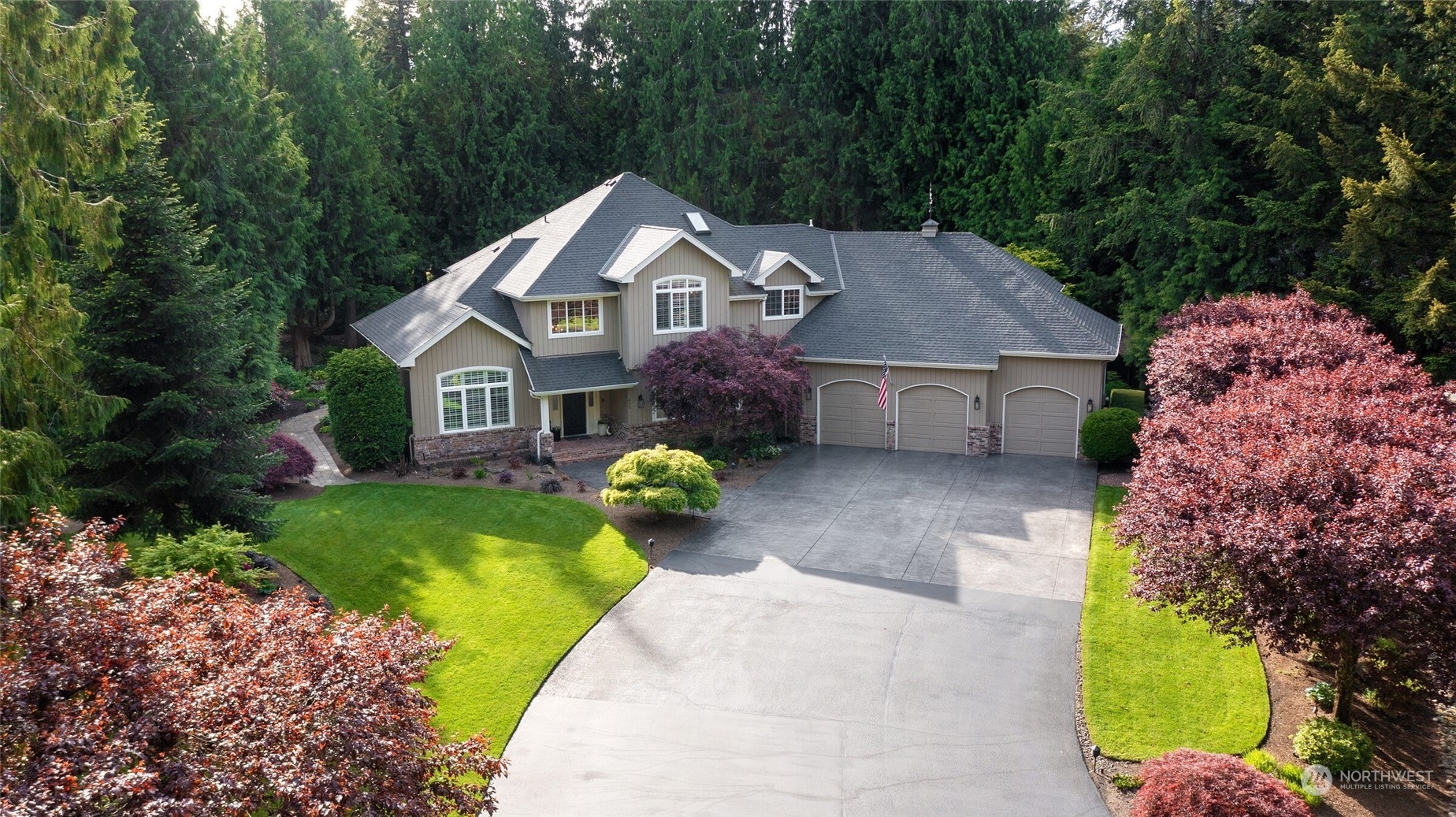 Property Photo: 225 225th Avenue NE WA 98074