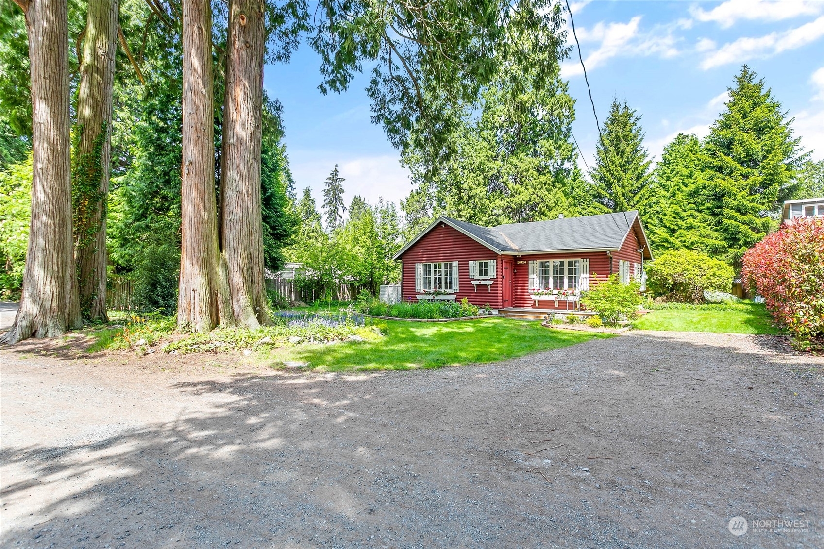 Property Photo:  5014 Alder Street  WA 98230 