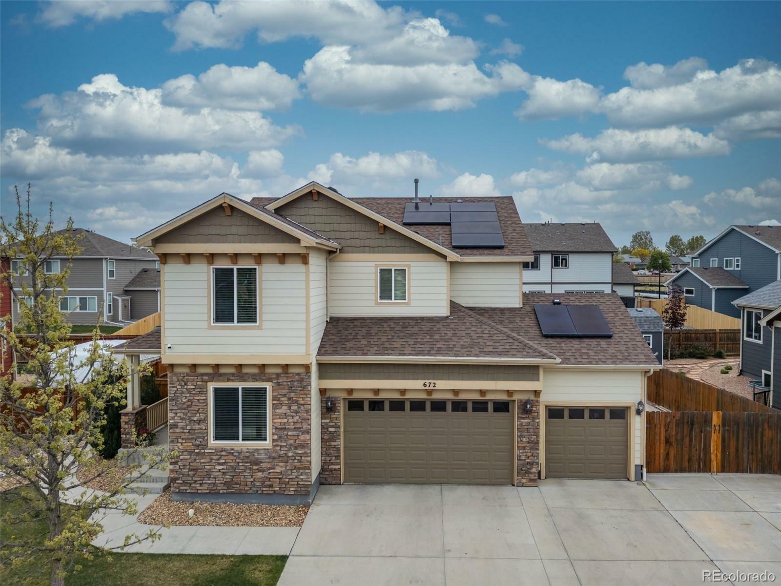 Property Photo:  672 N 17th Avenue  CO 80601 