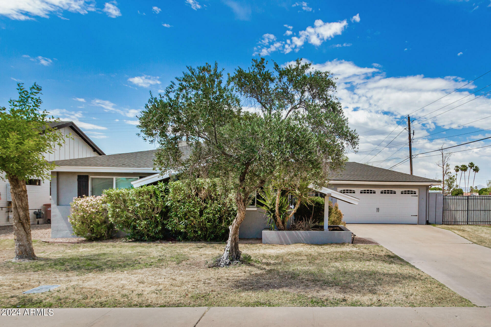 Property Photo:  7544 E Cambridge Avenue  AZ 85257 