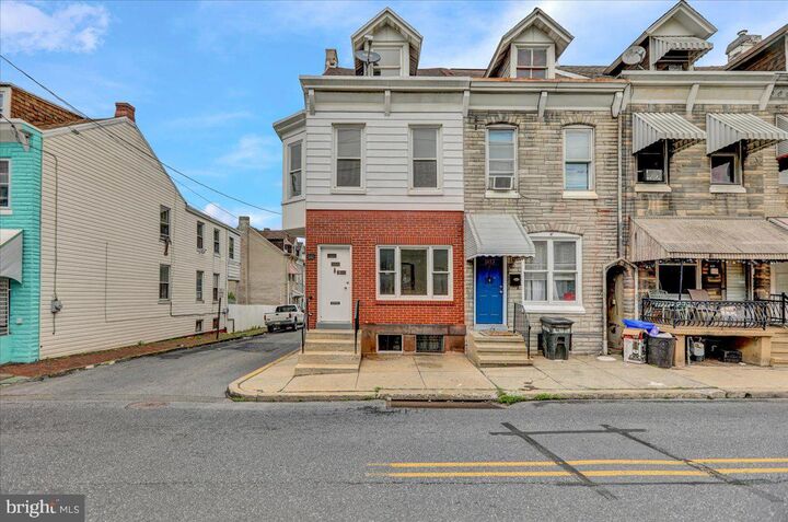 1451 Cotton Street  Reading PA 19602 photo