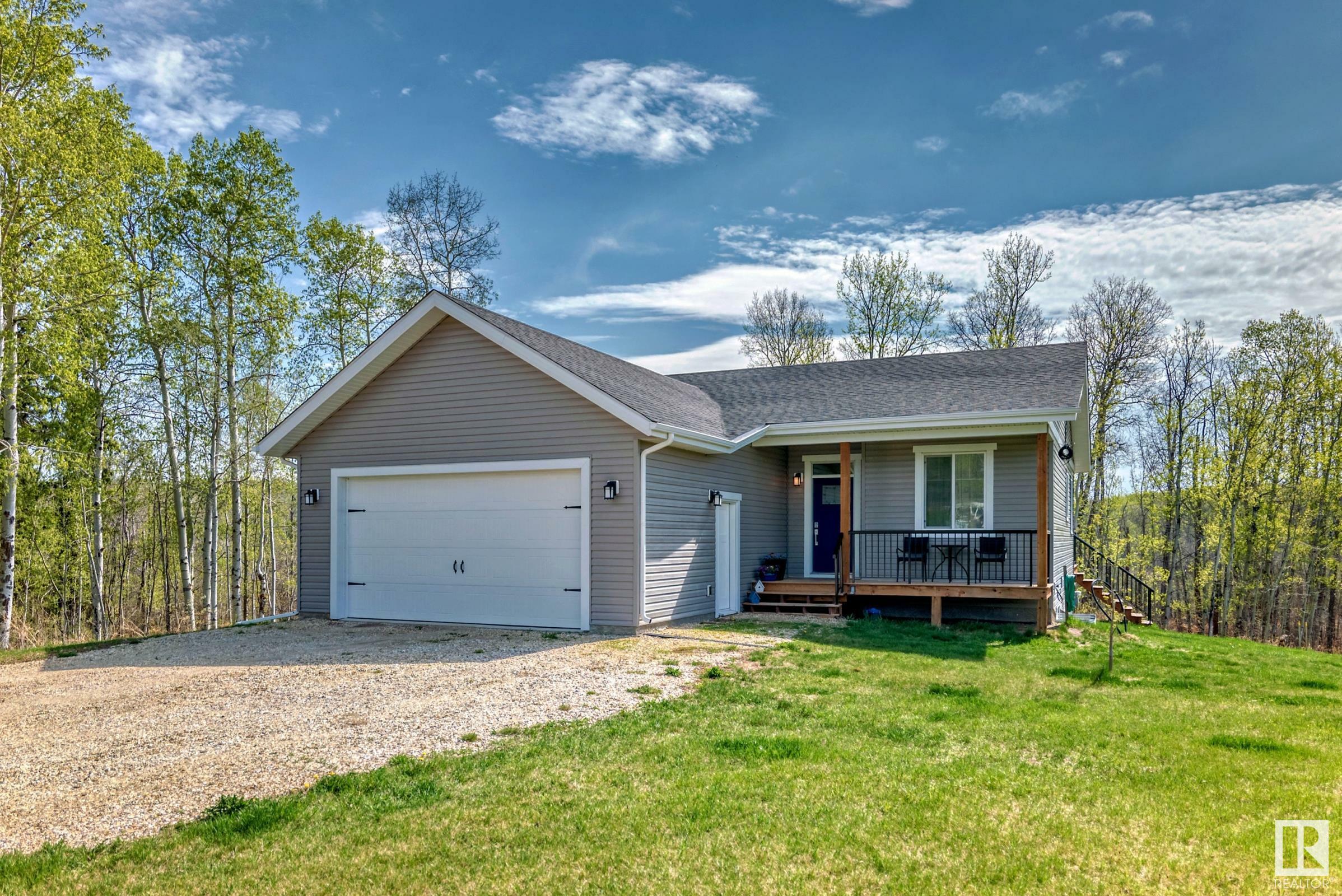 Property Photo:  55107B Rge Rd 13  AB T0E 1V0 