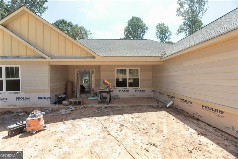 Property Photo:  2470 Cross Plains Hueltt Road  GA 30116 