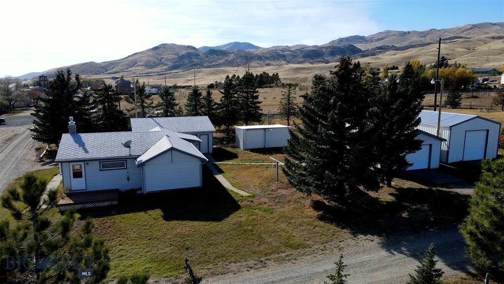 Property Photo:  2 Blackman Street  MT 59751 