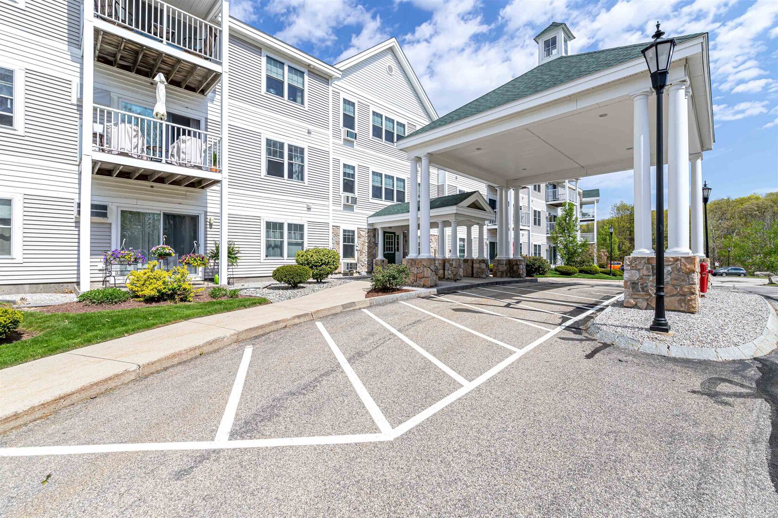 Property Photo:  245 Edward J Roy Drive  NH 03104 