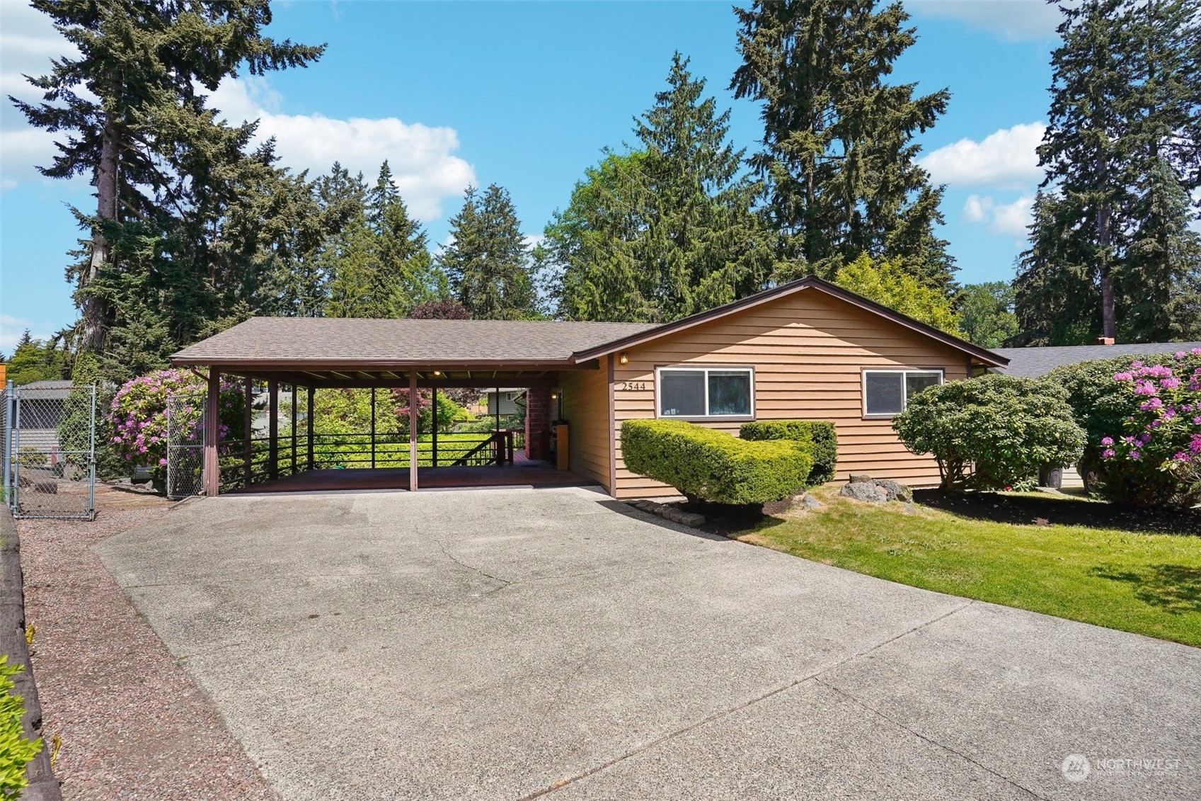 Property Photo:  2544 S 302nd Place  WA 98003 