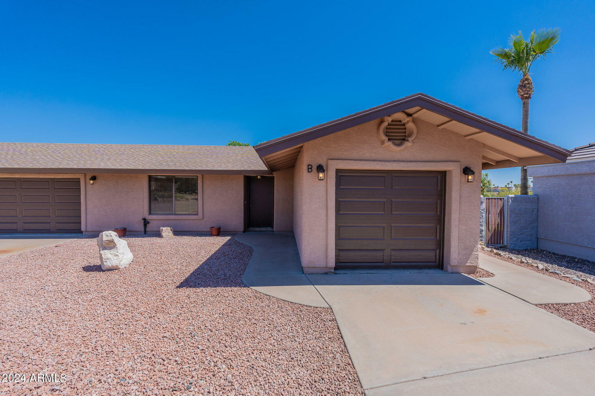 Property Photo: 16607 E Cotswold Court B AZ 85268