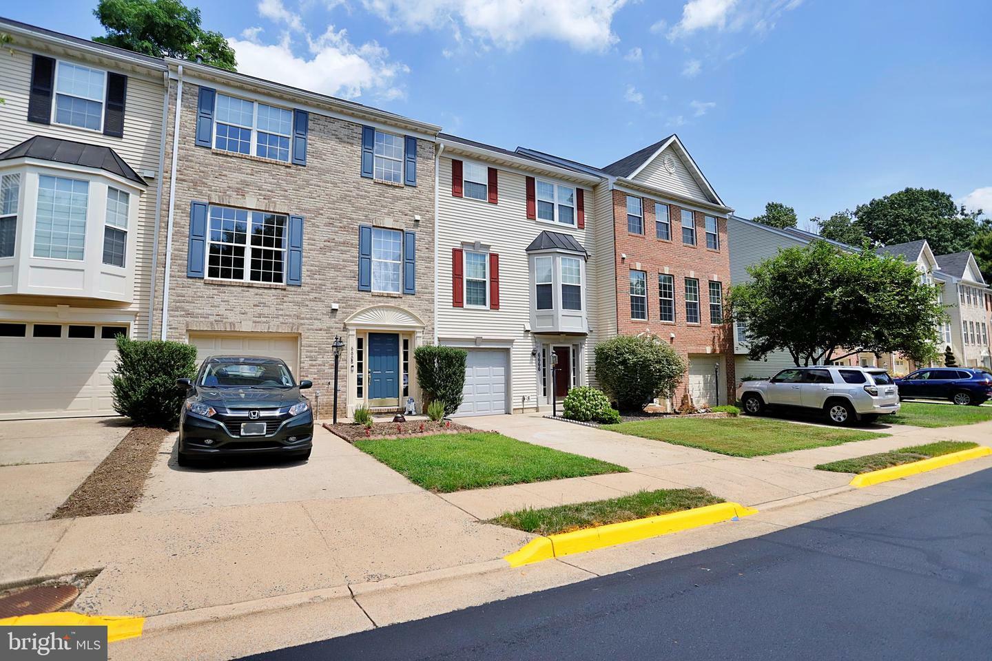 Property Photo: 6666 Kelsey Point Circle VA 22315