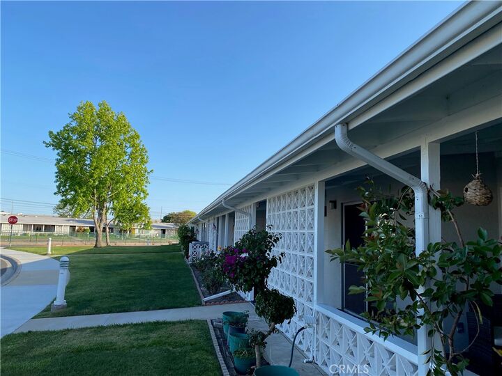 Property Photo:  1382 El Dorado Dr #10H  CA 90740 