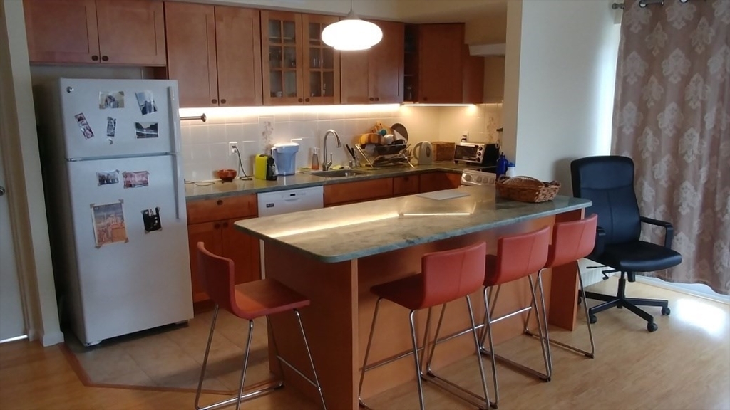 Property Photo: 14 Concord Ave 509 MA 02138