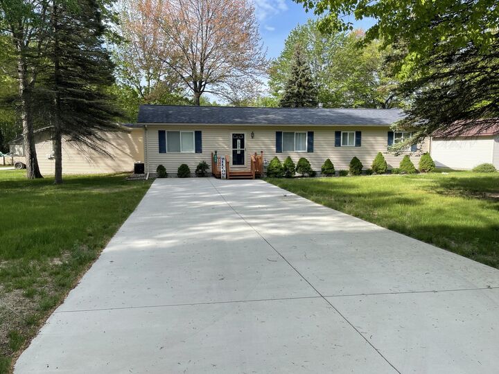 202 Matchwood Drive  Prudenville MI 48651 photo