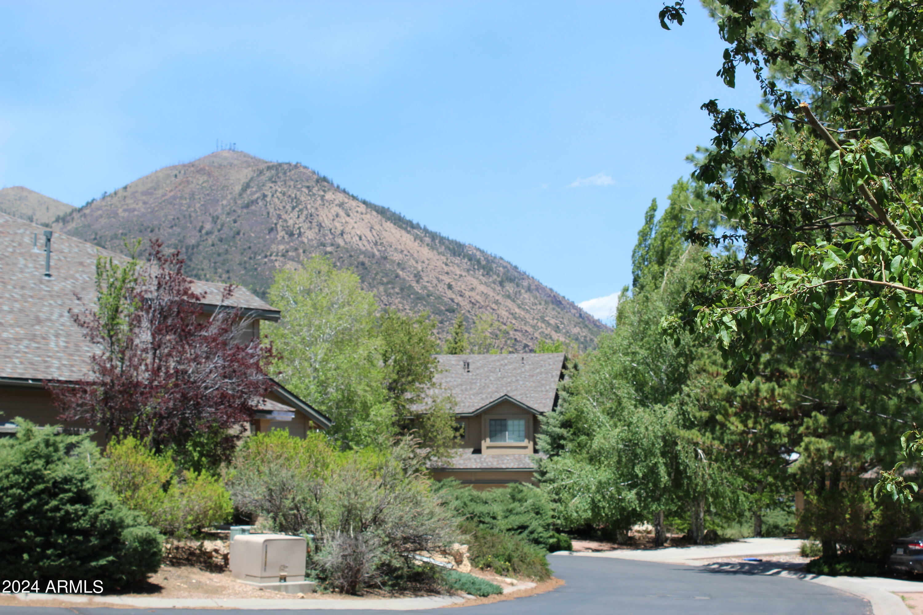 Property Photo:  4570 E Wild Elk Trail  AZ 86004 