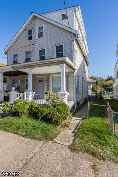 Property Photo:  52 Rose St  NJ 08865 