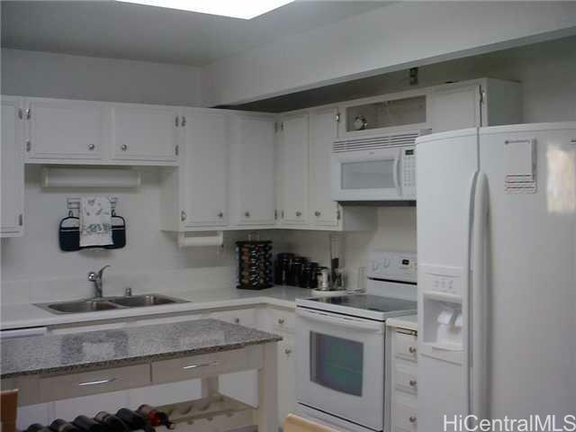 1131 B Kumukumu Street B  Honolulu HI 96825 photo