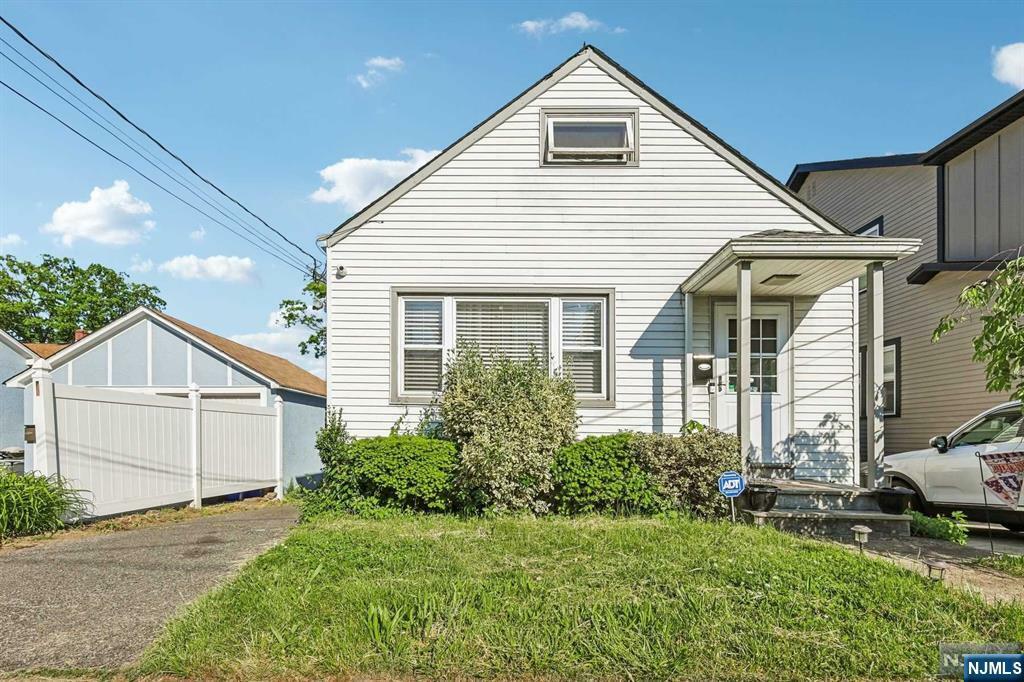 Property Photo:  704 Kingsland Avenue  NJ 07657 