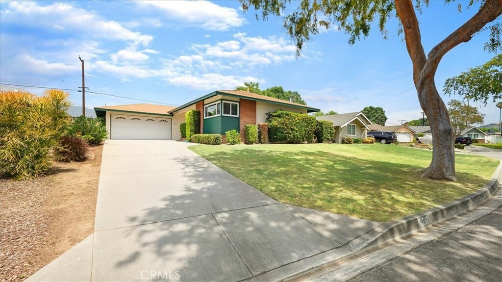 Property Photo:  421 W Larkspur Lane  CA 91740 