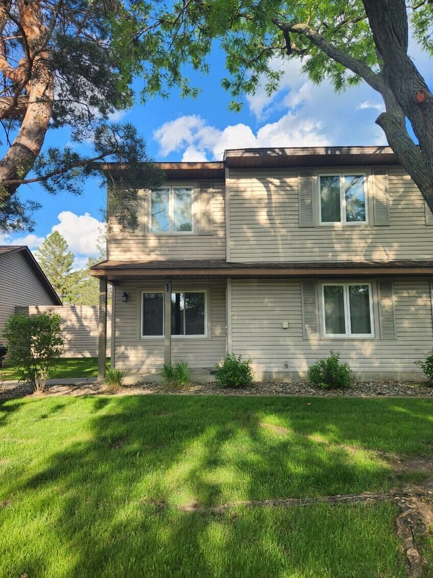 Property Photo:  4722 Anne Point  MN 55122 