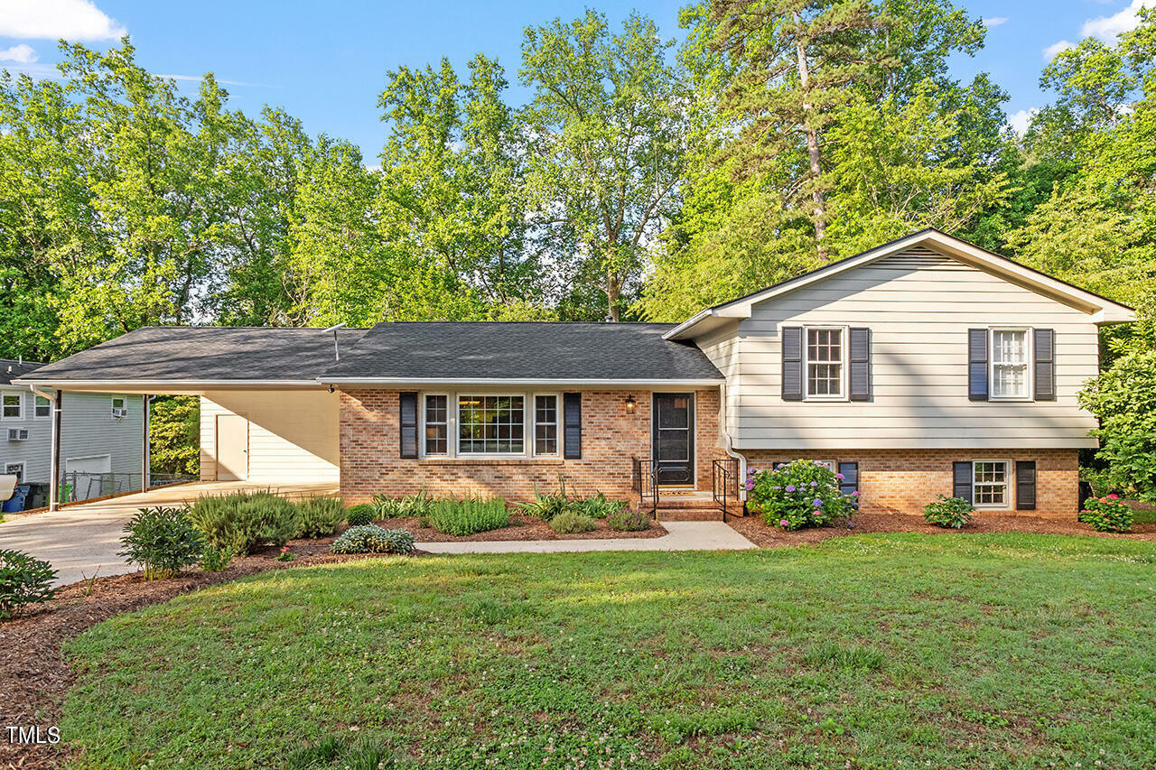 Property Photo:  416 Rosehaven Drive  NC 27609 