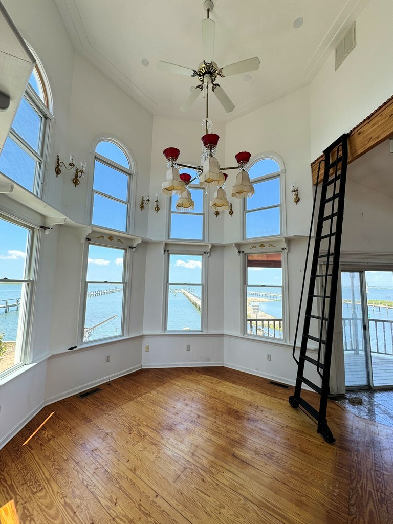 Property Photo: 3481 Main St VA 23336