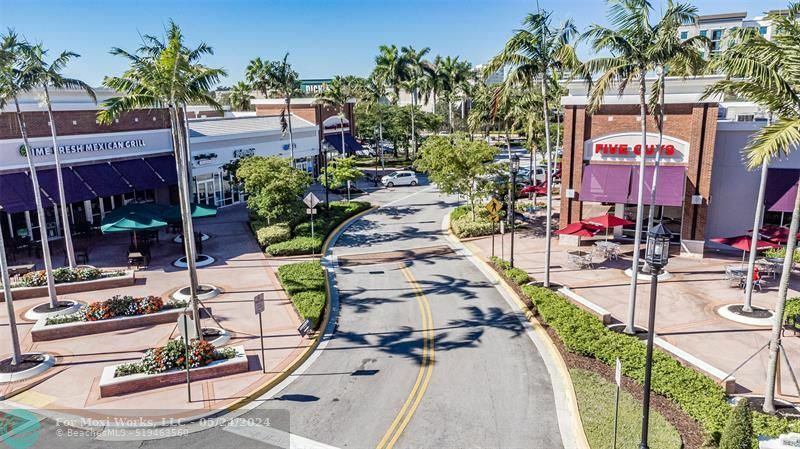 Property Photo: 801 S University Dr 27 FL 33324
