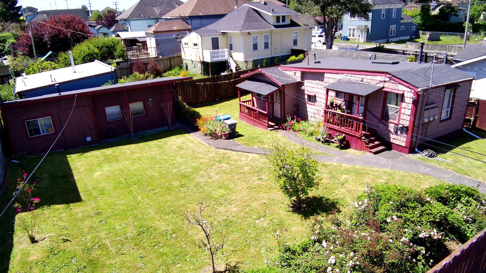 Property Photo: 551 Hawthorne Street CA 95501