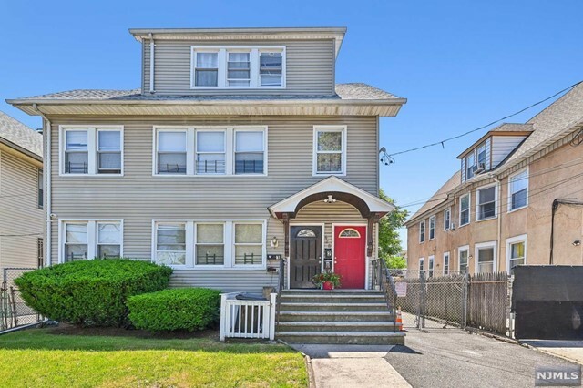 Property Photo:  426-428 West 3rd Avenue  NJ 07107 