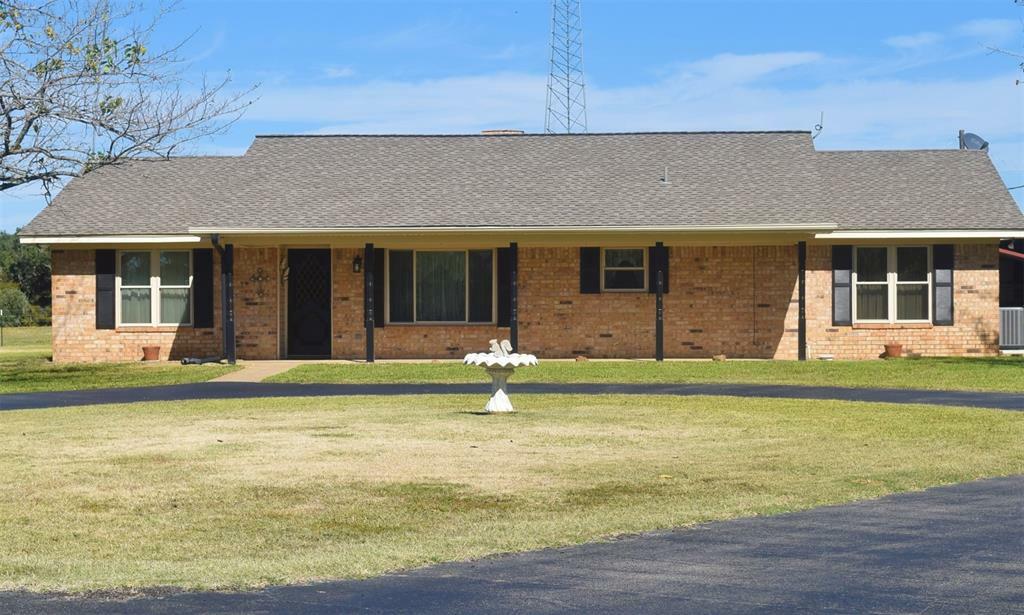 Property Photo:  1624 County Road 1560  TX 75410 