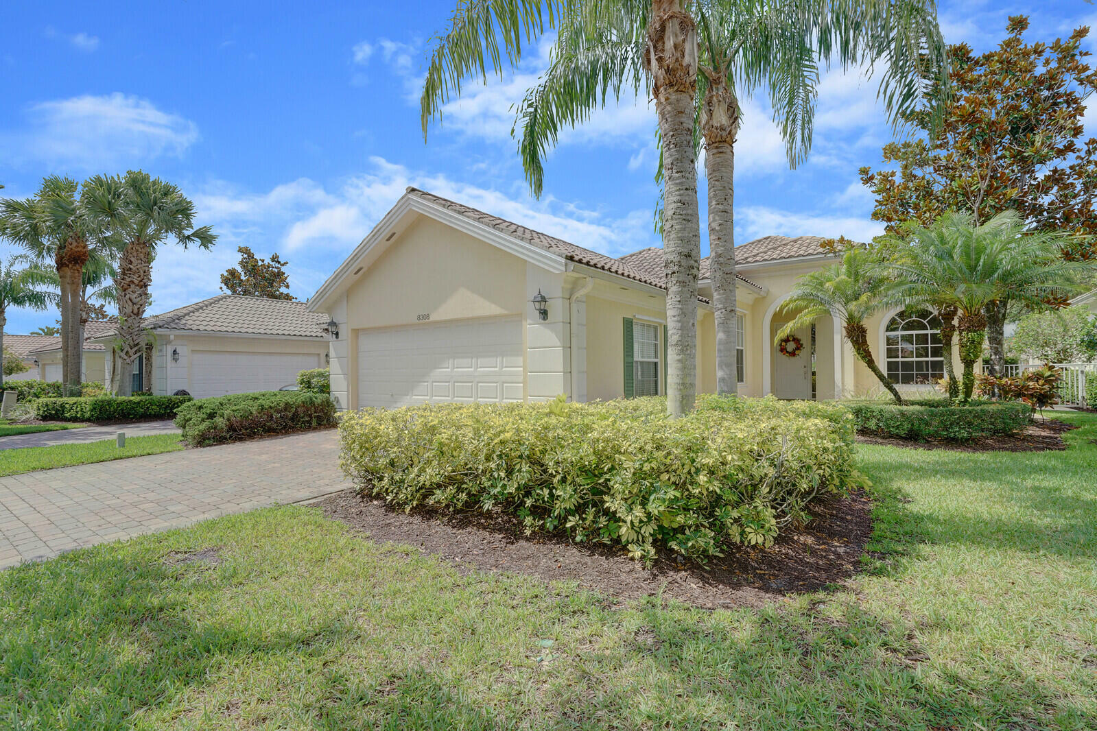 Property Photo:  8308 Rosalie Lane  FL 33414 