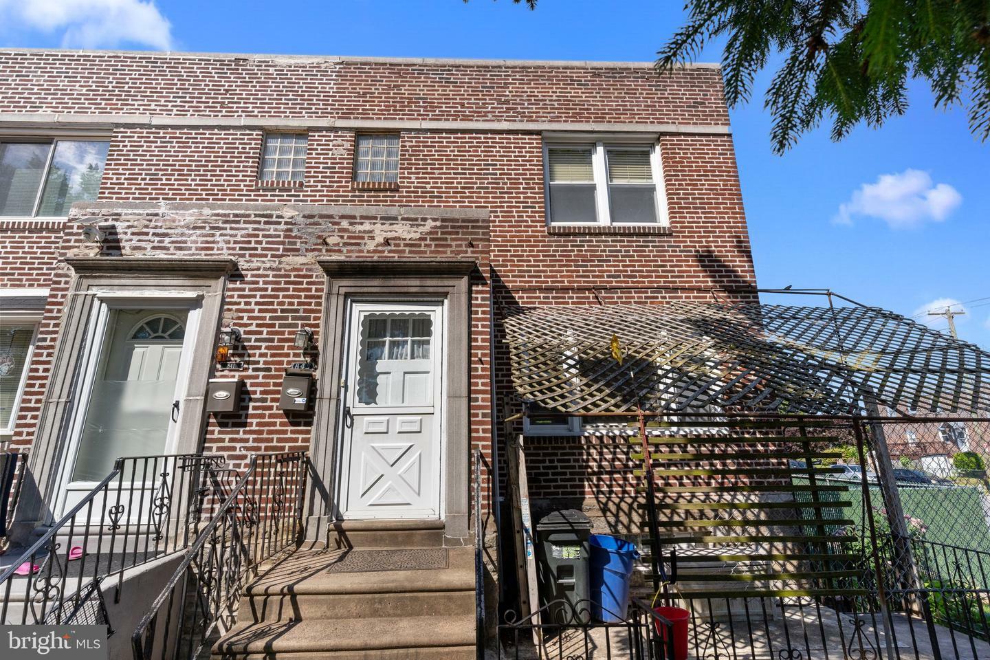 Property Photo:  843 Longshore Avenue  PA 19111 