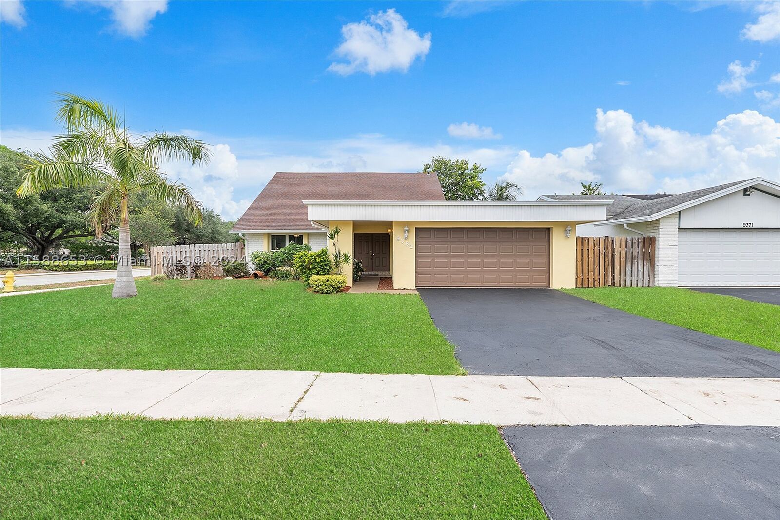 Property Photo: 9381 NW 36th Pl FL 33351