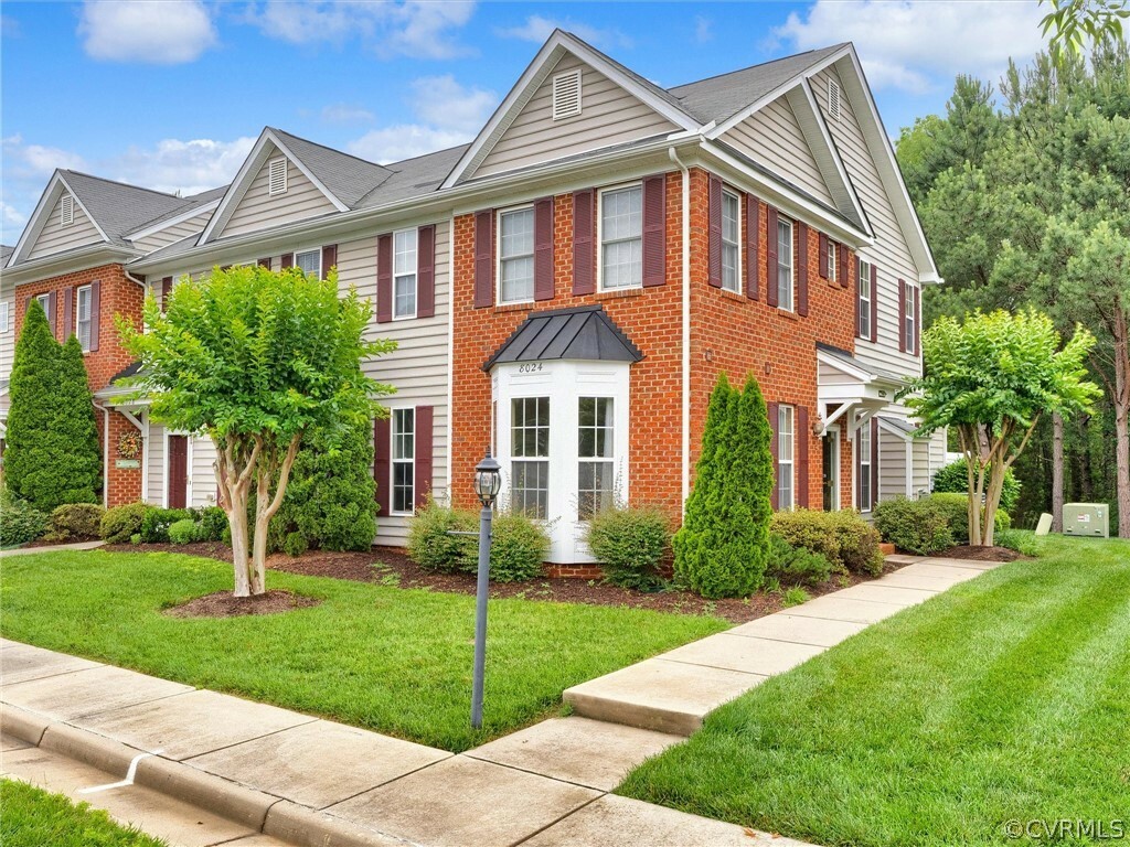 Property Photo:  8024 Creekside Village Drive  VA 23111 