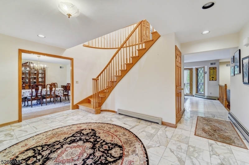 Property Photo:  3 Wilshire Run  NJ 07076 