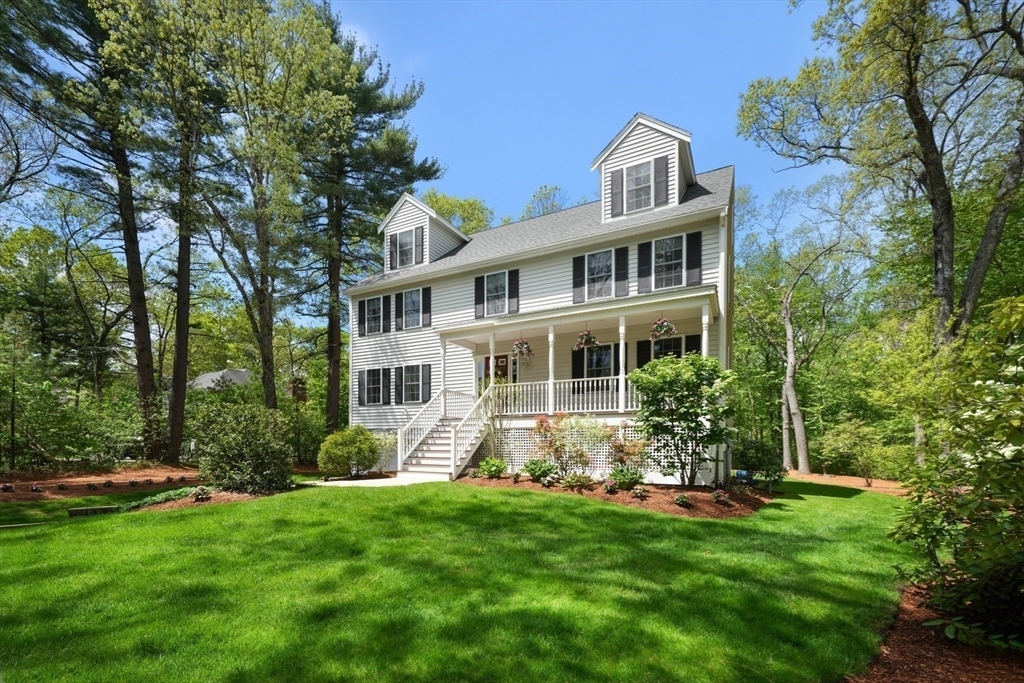 Property Photo: 86 Haverhill St (Edenvale) MA 01867