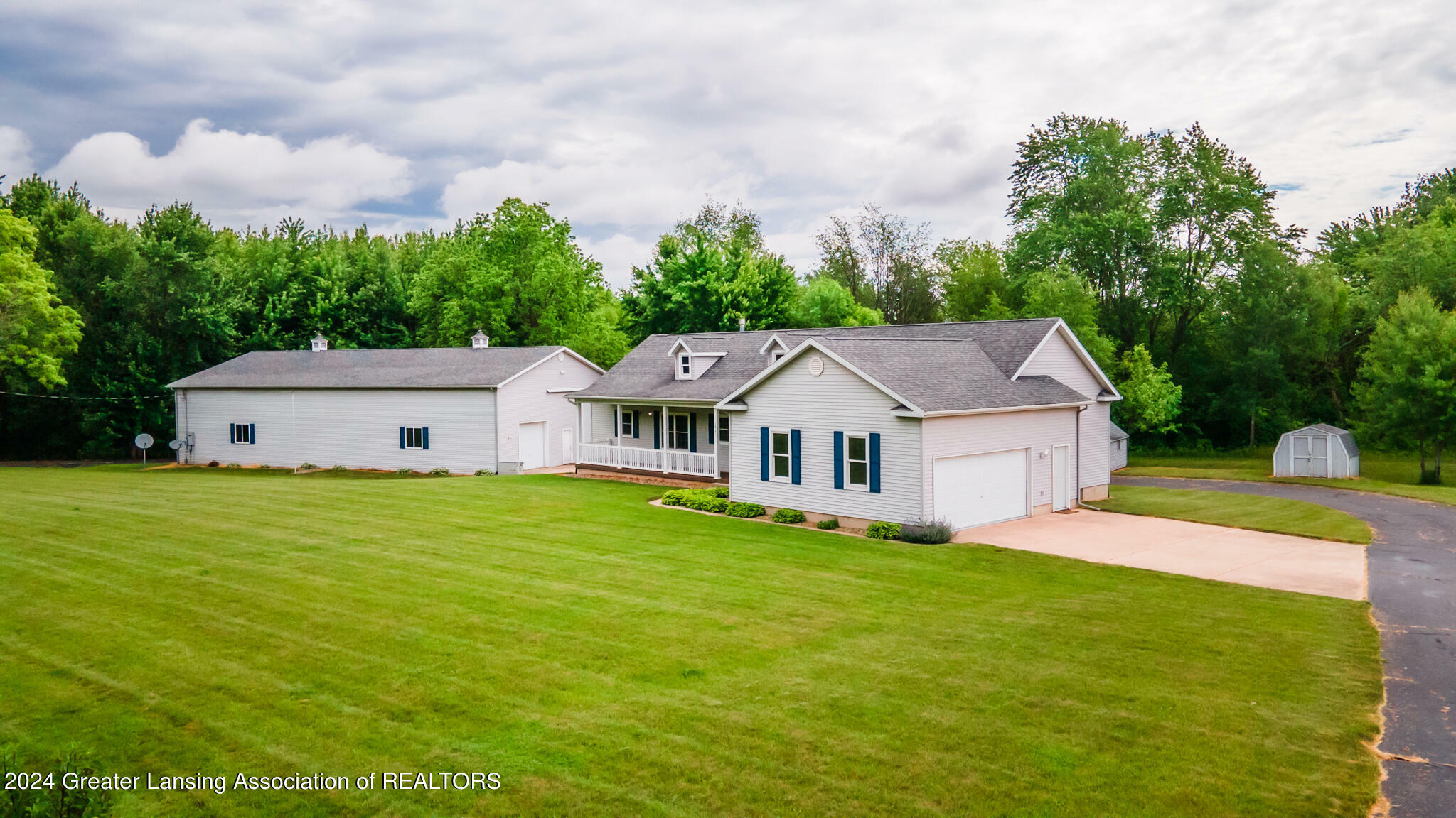 Property Photo:  2841 S Lacey Lake Road  MI 49021 