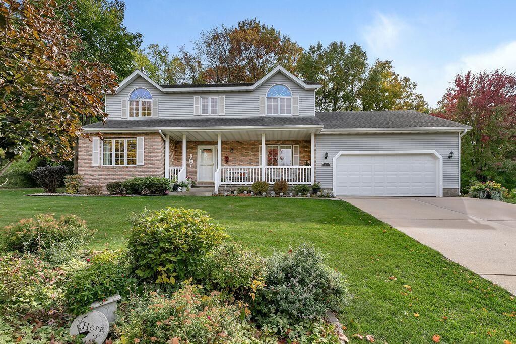 Property Photo: 1916 Linda Lane MN 56301