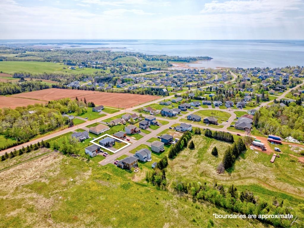 Photo de la propriété:  18 Maple Leaf Row  PE C1B 2M5 