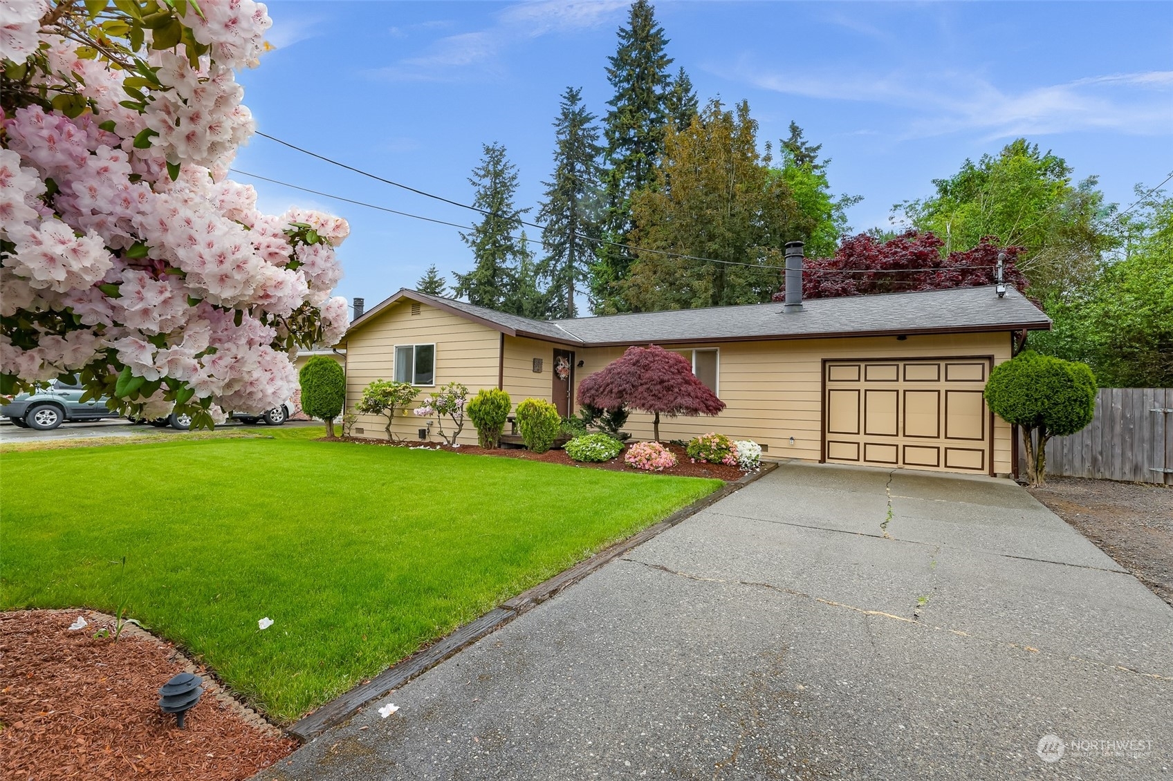 Property Photo: 130 105th Street SE WA 98208