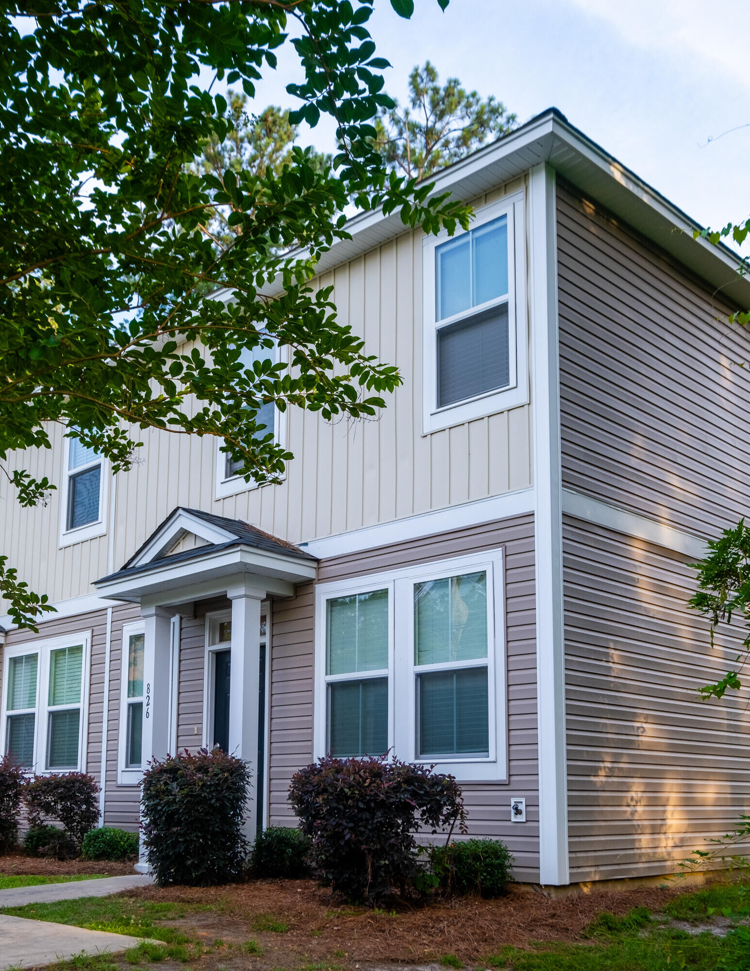 Property Photo:  826 W 3rd N Street  SC 29483 