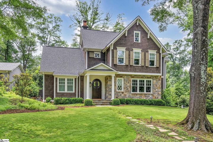 Home for sale in Greenville 100 Knollwood Lane, Greenville, SC 29607