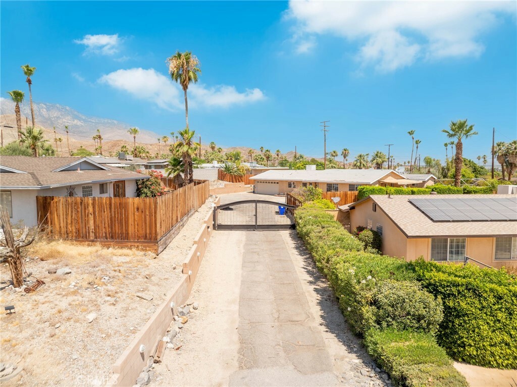 Property Photo:  38325 Chuperosa Lane  CA 92234 