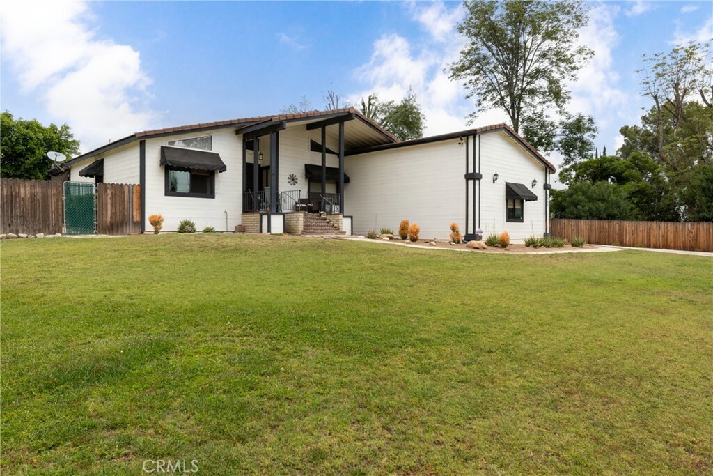 Property Photo:  2957 McAllister Street  CA 92503 