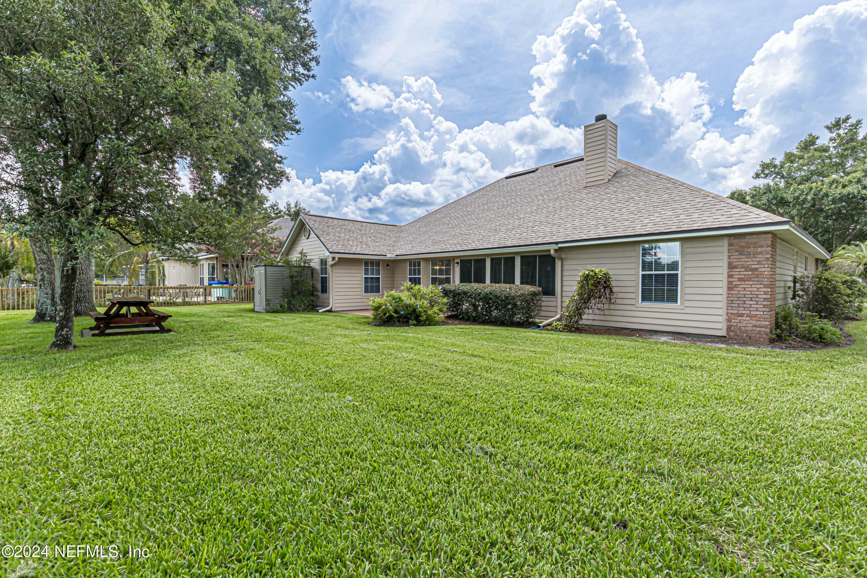 Property Photo:  1141 Lake Parke Drive  FL 32259 