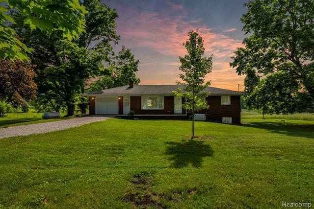 Property Photo: 6700 Mabley Hill Road MI 48430
