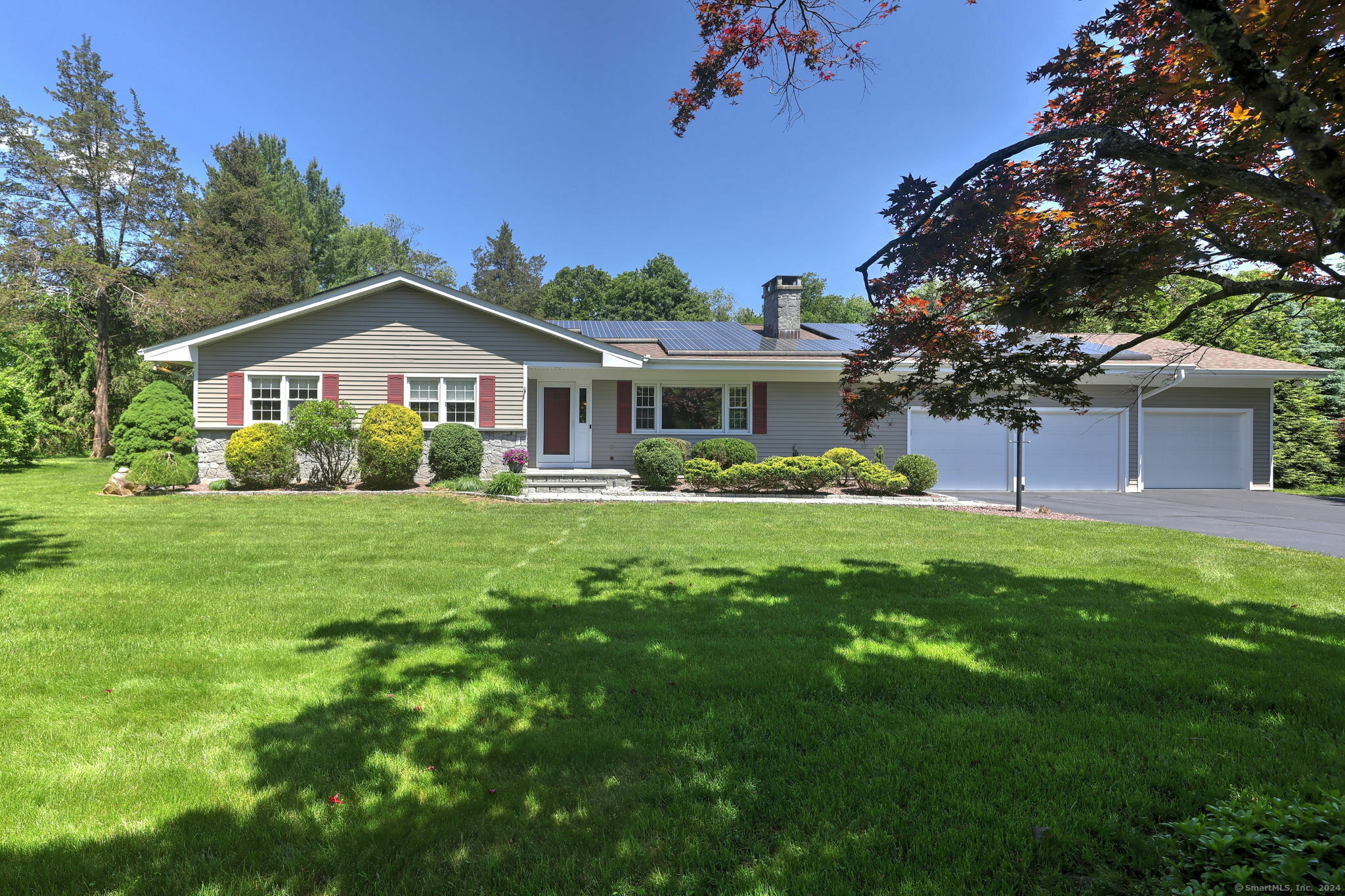 Property Photo:  40 Saxony Drive  CT 06611 