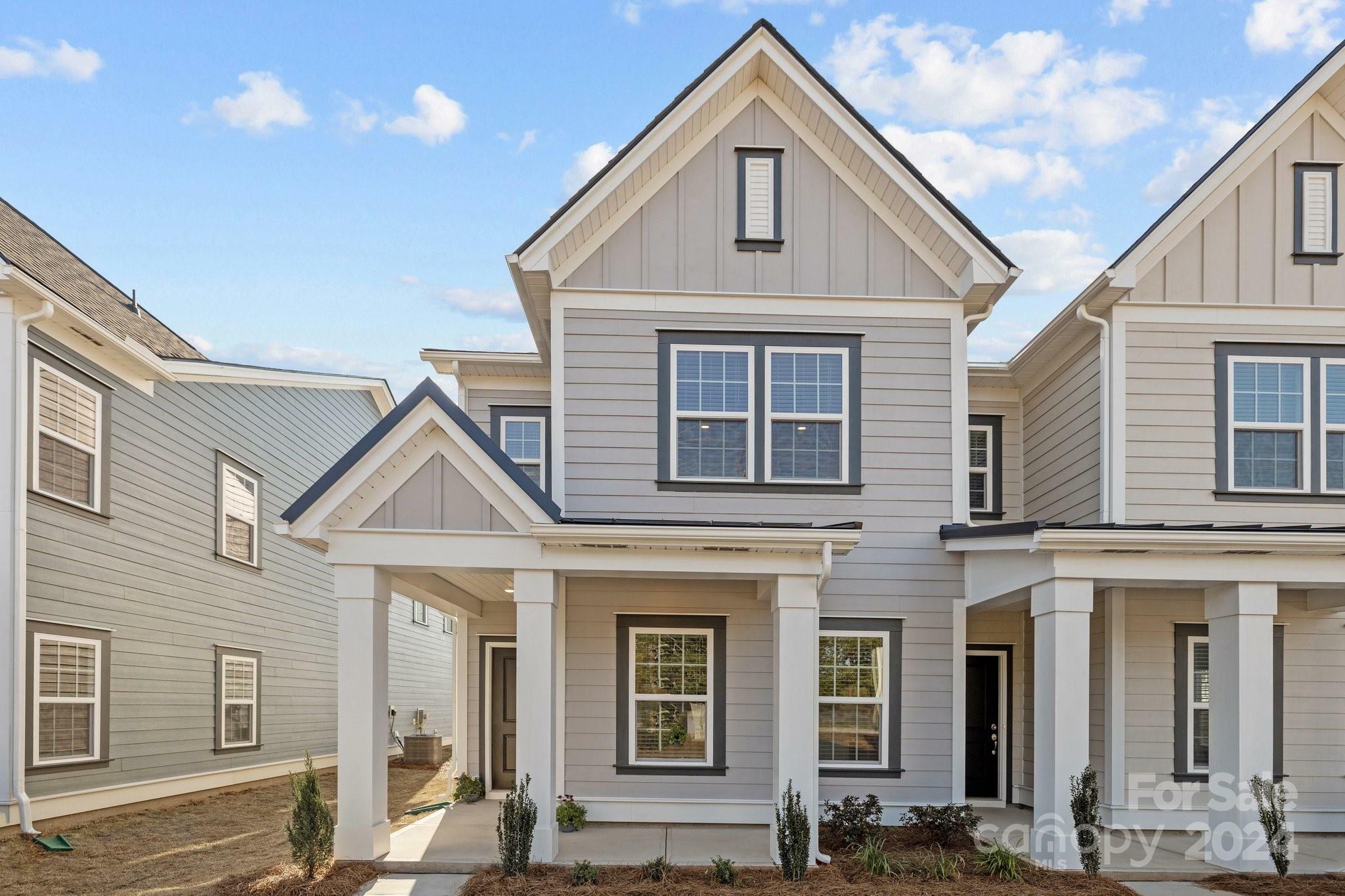 Property Photo: 4005 Crooked Spruce Court NC 28105