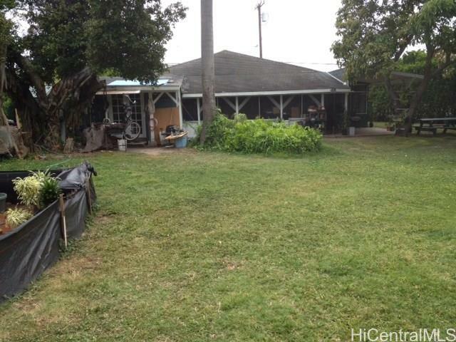 Property Photo:  215 Kihapai Street  HI 96734 