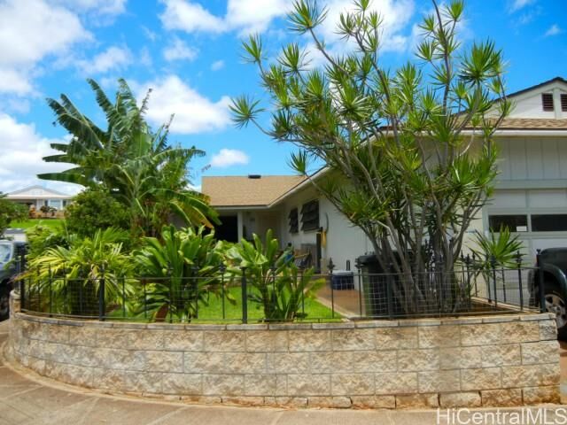 Property Photo:  94-806 Kime Street  HI 96797 